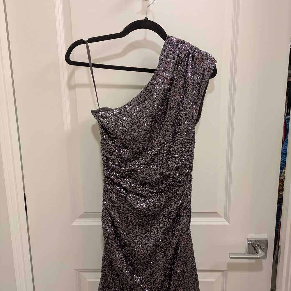 Lauren Ralph Lauren Evening One-Shoulder Sequins Midi Dress in Purple - Picture 4 of 5